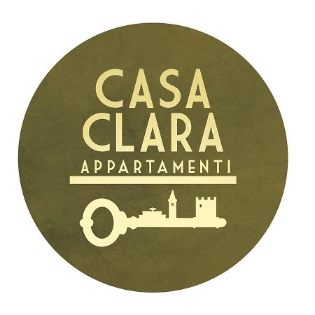 Casa Clara Appartamenti อัสซิซี ภายนอก รูปภาพ