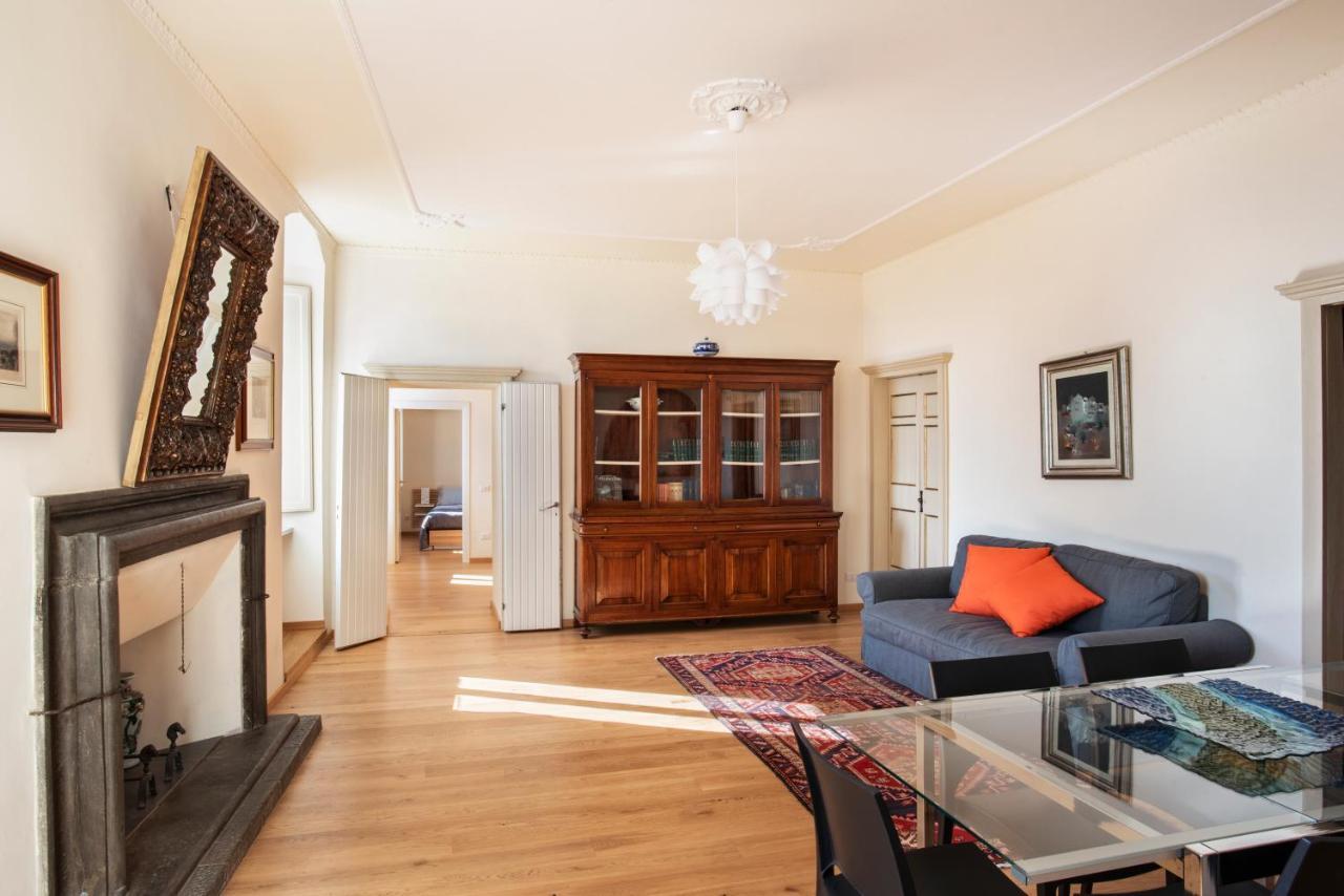 Casa Clara Appartamenti อัสซิซี ภายนอก รูปภาพ